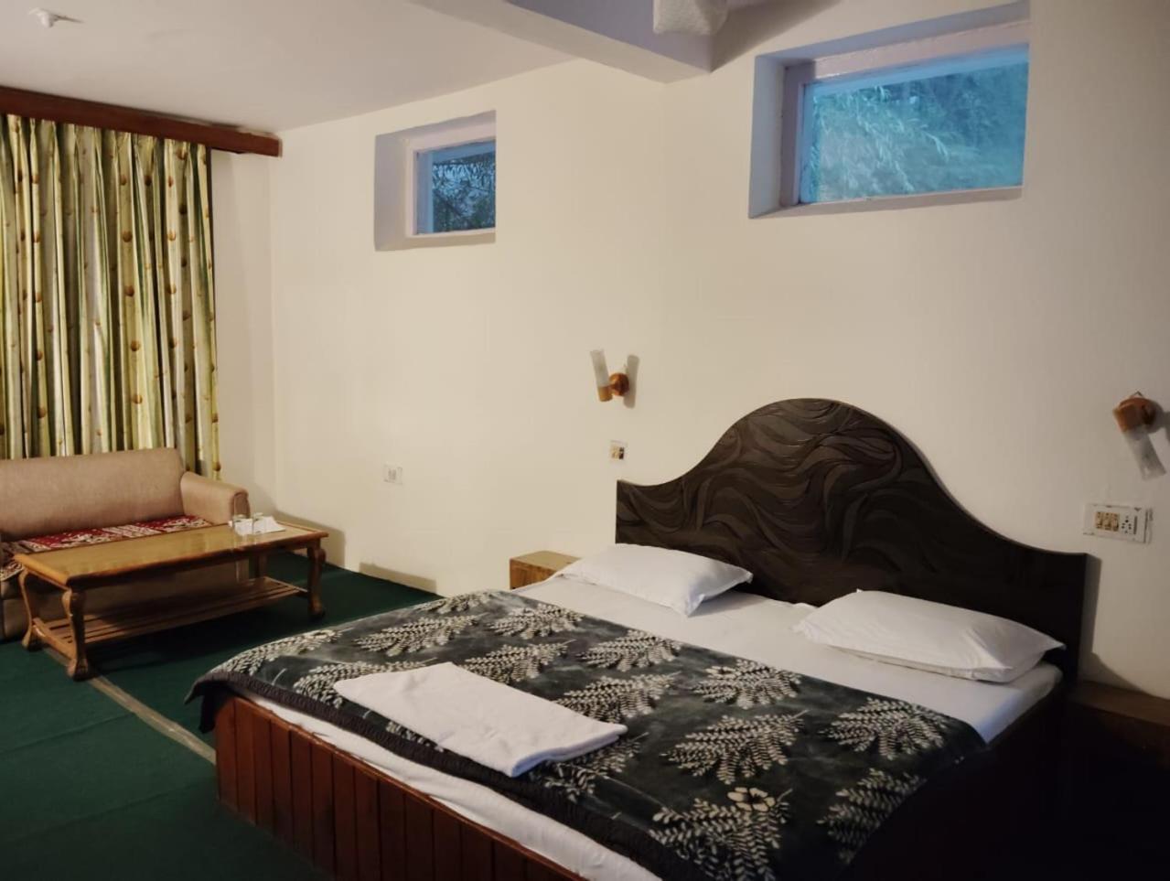 Hotel New Gulmarg Manali Esterno foto
