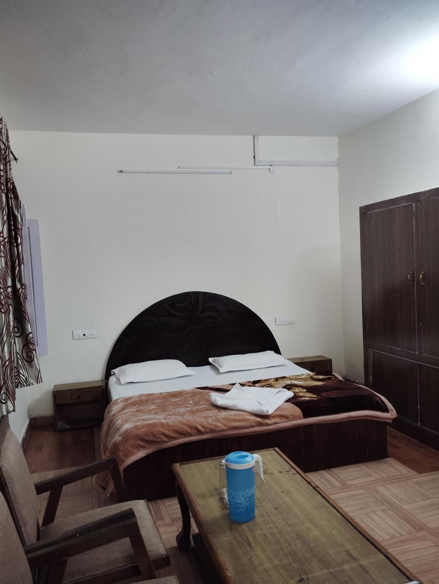 Hotel New Gulmarg Manali Esterno foto